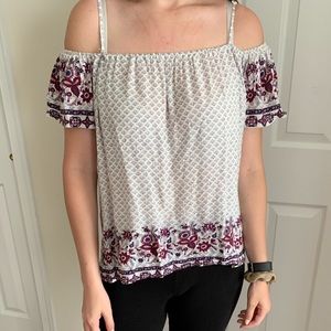 Off the shoulder Top Size XS w Adjustable Straps
